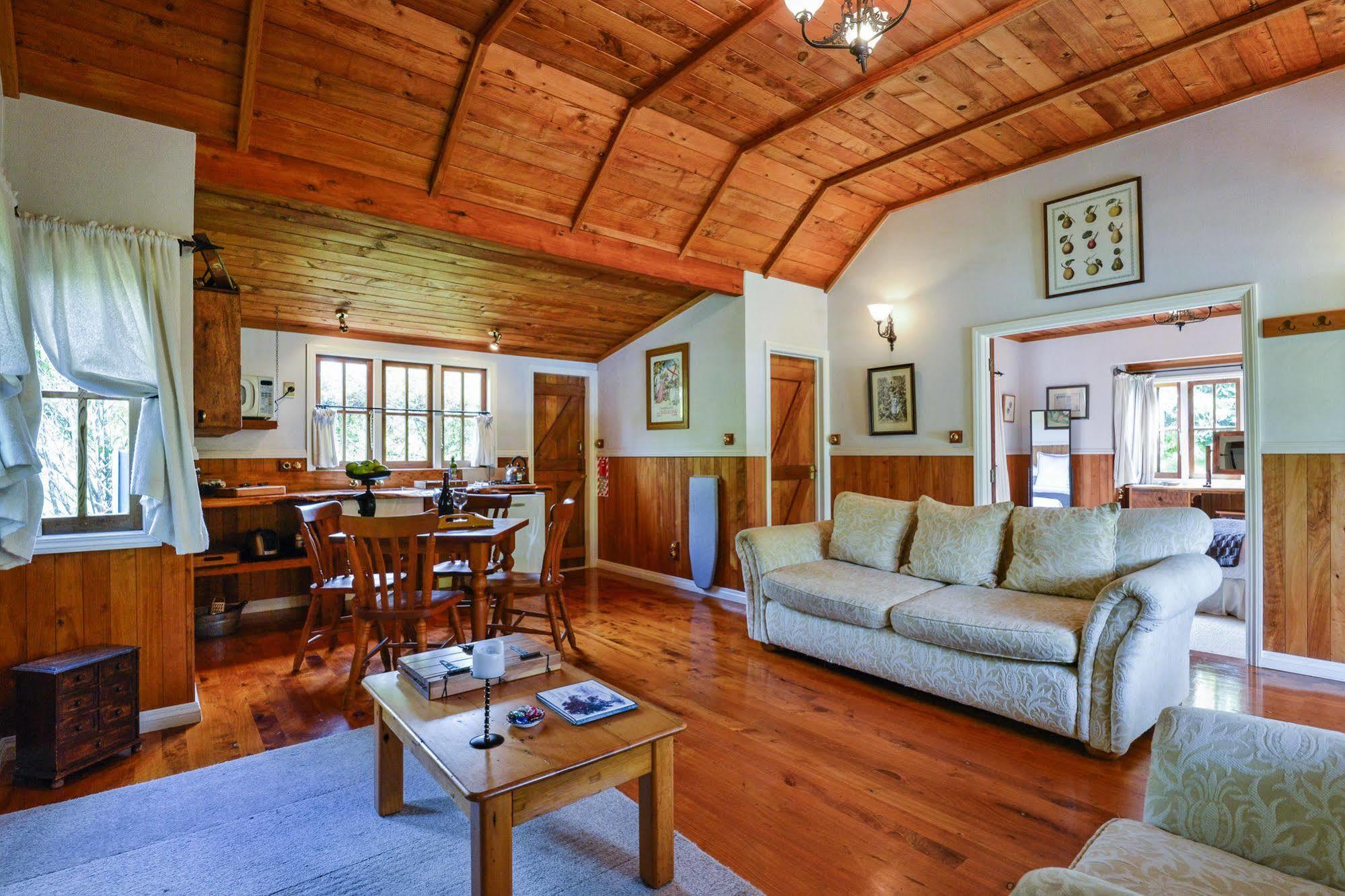 Vineyard Cottages - Kumeu Waimauku Екстер'єр фото